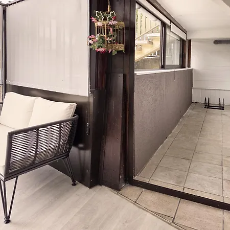 Romantique Avec Privé Dans La Véranda Appartement *